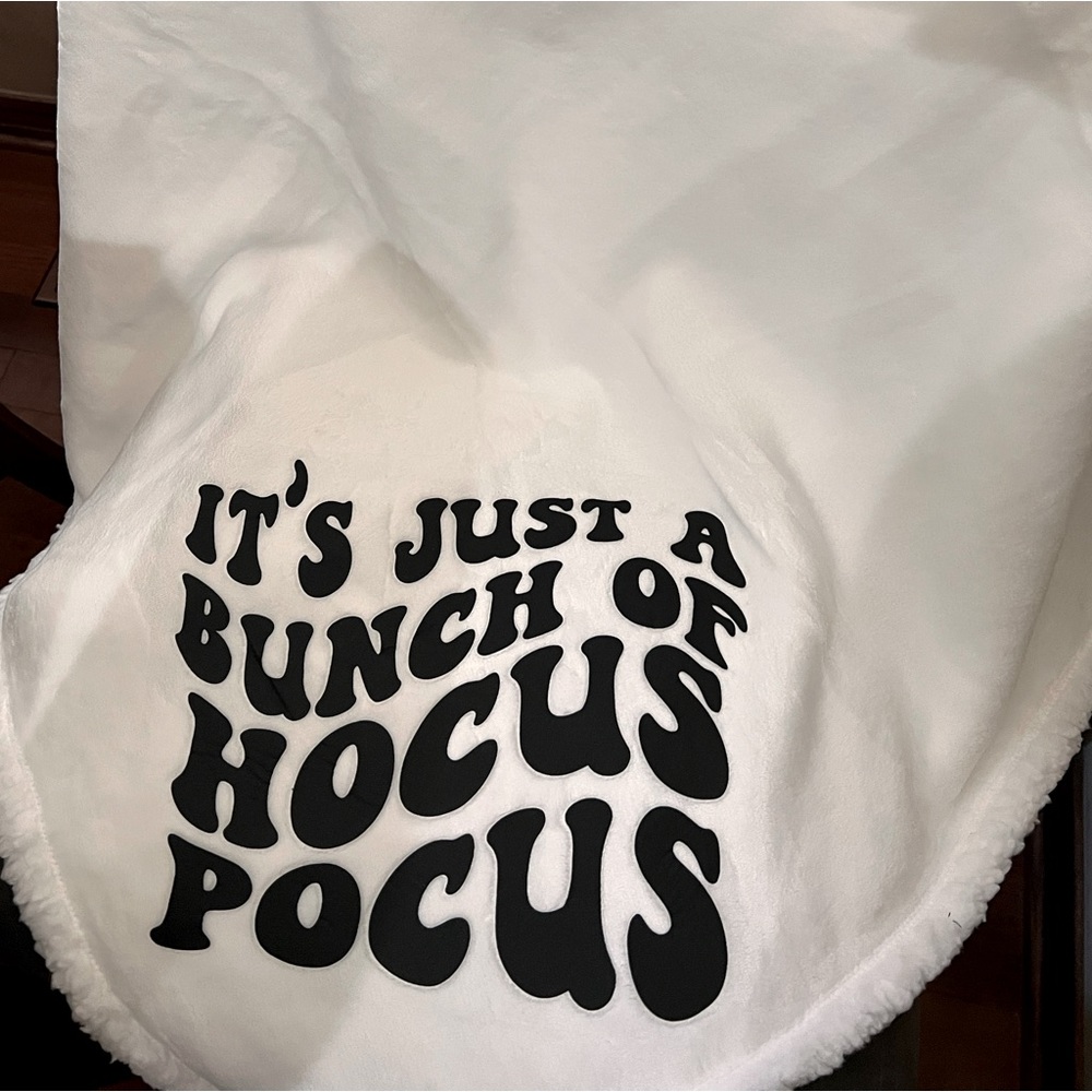 Hocus Pocus Throw